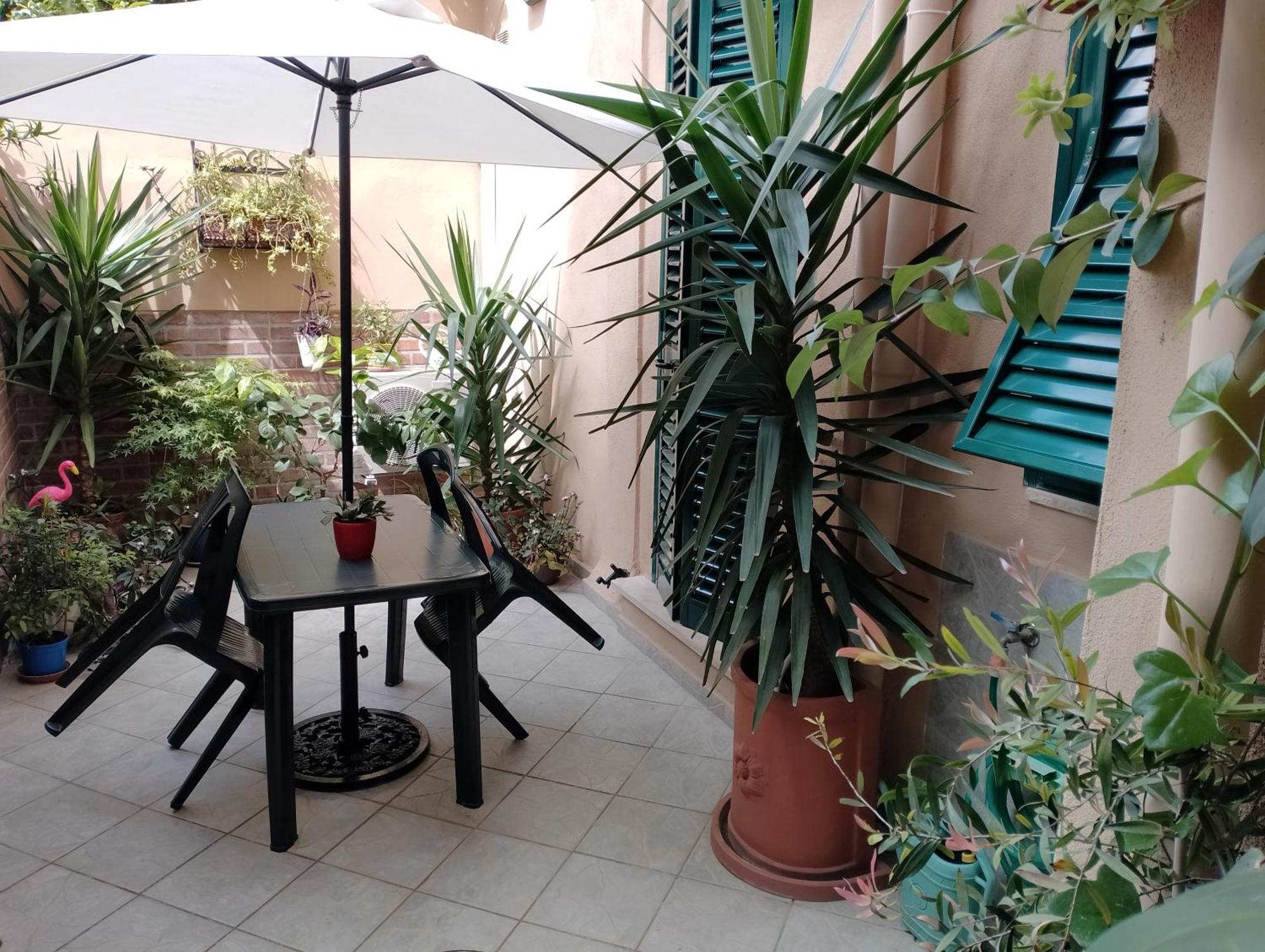 Апартаменти Il Piccolo Eden - Private Garden Ліворно Екстер'єр фото